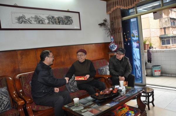 市政协副主席,市委统战部部长鲁德走访慰问党外代表人士马东升市政协