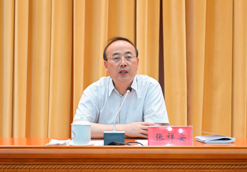 中共安庆市委统战部,张祥安在全市疫情防控工作电视电话会议上强调